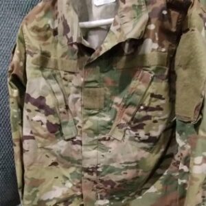 NWOT OCP, Multicam Combat Shirt/Coat Female 33 Short Item #402
