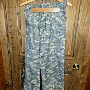New WOT US Army ACU CAMO CW Gore-Tex Trousers XSmall Short NSN 8415-01-526-9044
