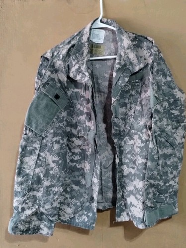 New Without Tags US Army Digital Camo ACU Shirt Jacket Size Medium Regular