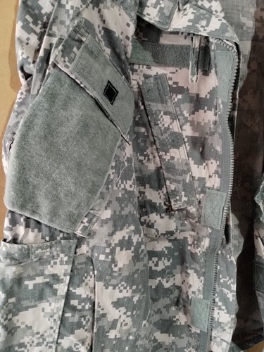 New Without Tags US Army Digital Camo ACU Shirt Jacket Size Medium Regular - Image 2