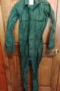 US Army Coveralls OD Green Size Extra Small Long freshly Washed cleaned