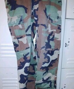US Military Woodland Used BDU Camouflage Pants Summer Weight Size Small Short
