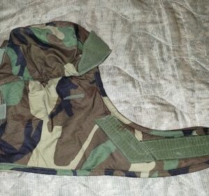 USGI Cold Weather Insulating Helmet Liner Cap Woodland BDU Size 7 1/4 Used