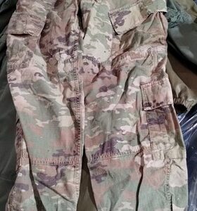 Used OCP Trousers Small Short Multicam Army USGI 8415-01-598-9391