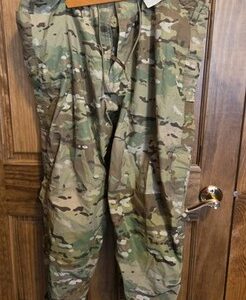 Used US OCP  Extreme Cold Wet Weather Trousers Size Medium Regular