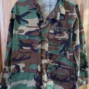 UsedBDU Shirt/Coat Medium Short Cold Weather Heavy Weight Woodland Camo